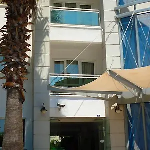 Blue Lagoon Otel