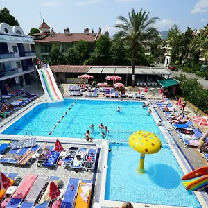 Exelsior Junior Otel